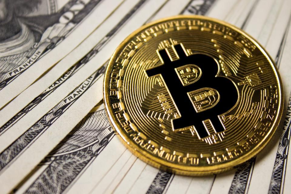 Bitcoin tăng giá trở lại sau nhều ngày ảm đạm