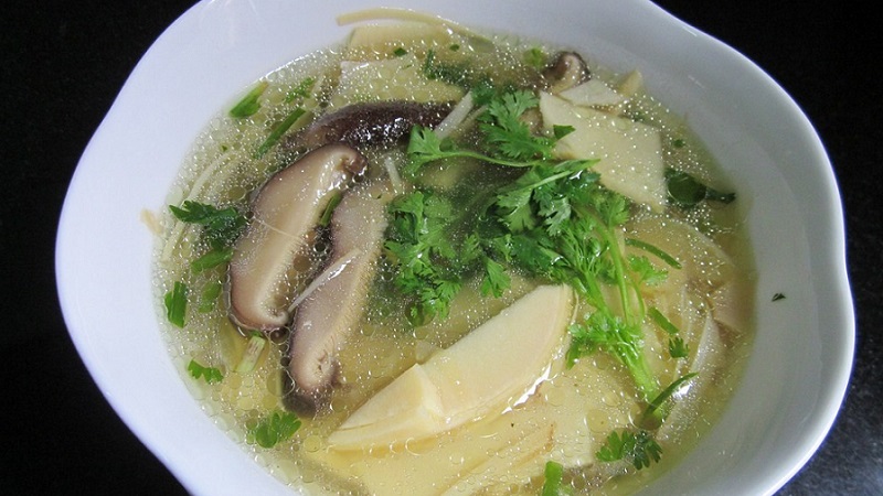 Những người không nên ăn măng vàng