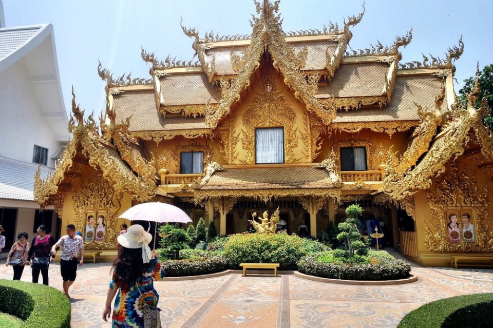 Chùa vàng Wat Rong Khun